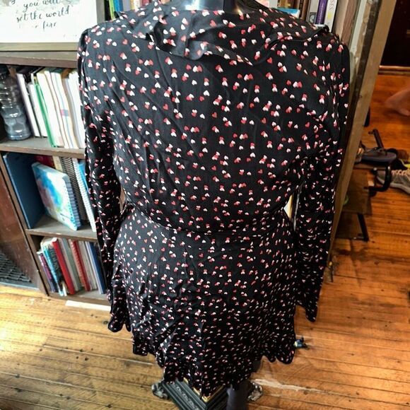 Lovers+Friends heart ruffled Flynn S mini wrap dress - Picture 4 of 5
